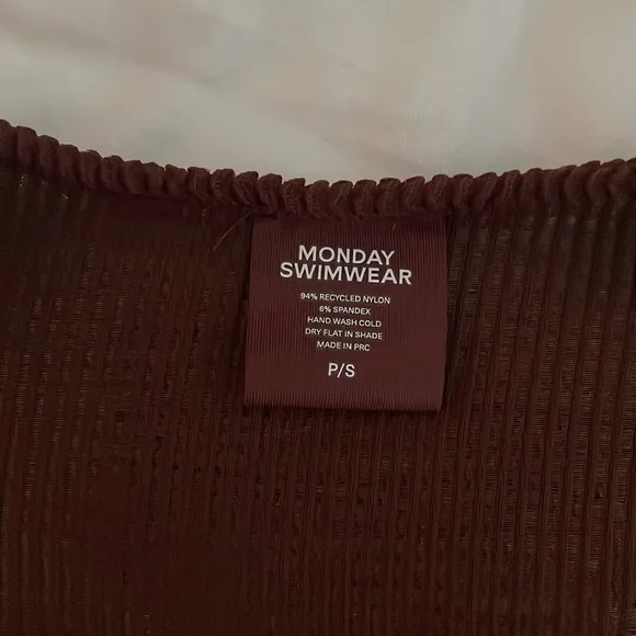 NWOT shaded oak St. Barth’s top Monday Swimwear - Picture 3 of 3